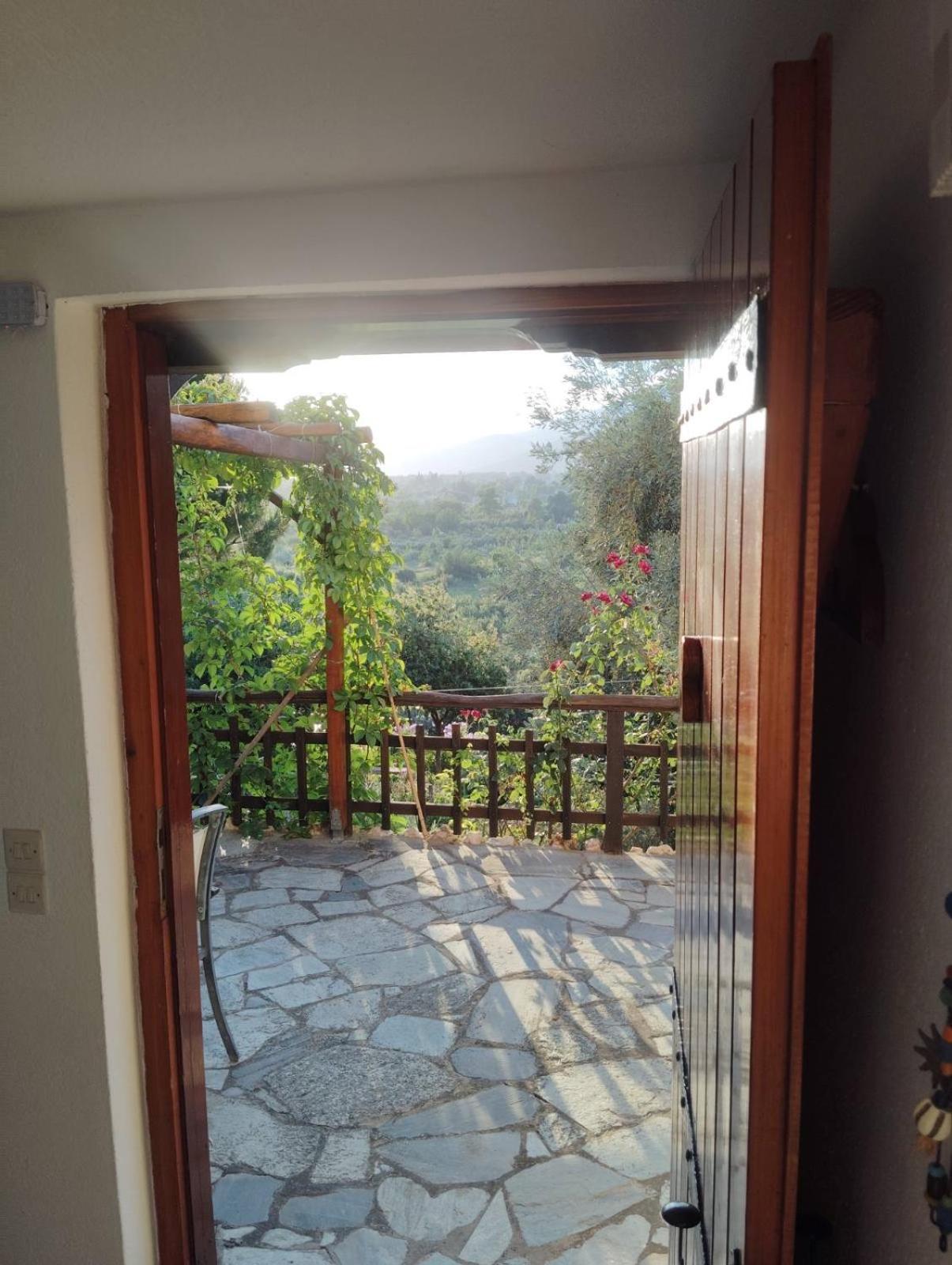 Guesthouse Apanemia Афиссос Экстерьер фото